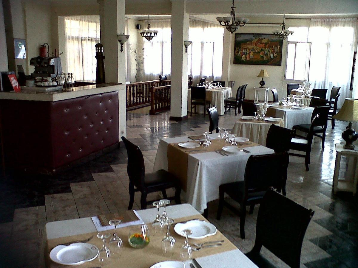 Relais De La Haute Ville Tana Antananarivo Exterior photo