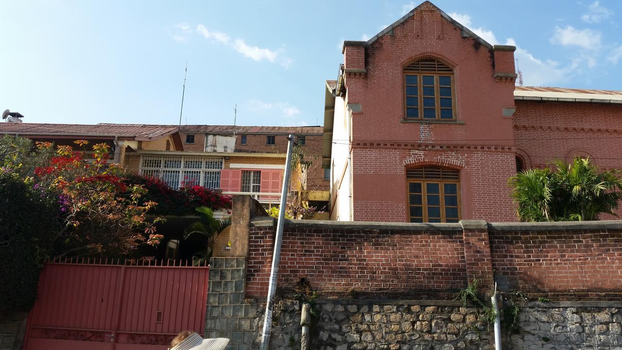 Relais De La Haute Ville Tana Antananarivo Exterior photo