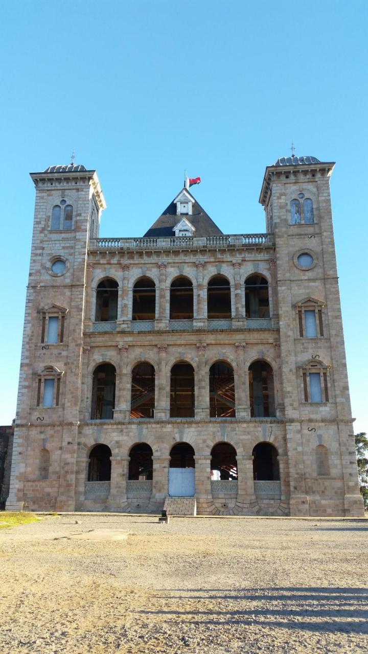 Relais De La Haute Ville Tana Antananarivo Exterior photo
